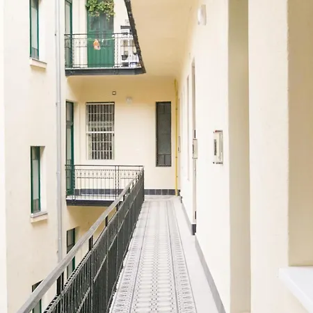 Lerissa Buda Residence Budapest Exterior photo