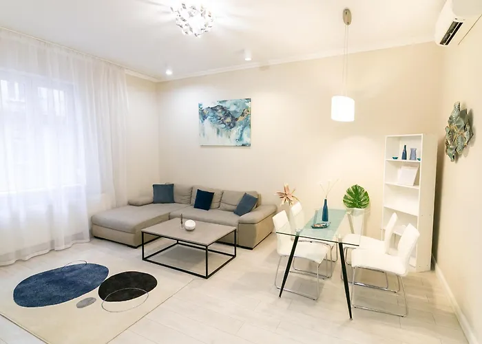 Lerissa Buda Residence
